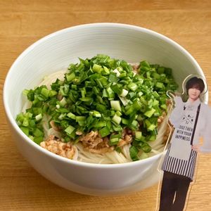 やあの作ってみた!投稿(にらとねぎがたっぷり!そうめんで作るピリ辛肉味噌のあえ麺)