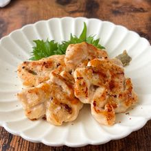 揉んで焼くだけ【鶏むね肉のひとくち焼き】