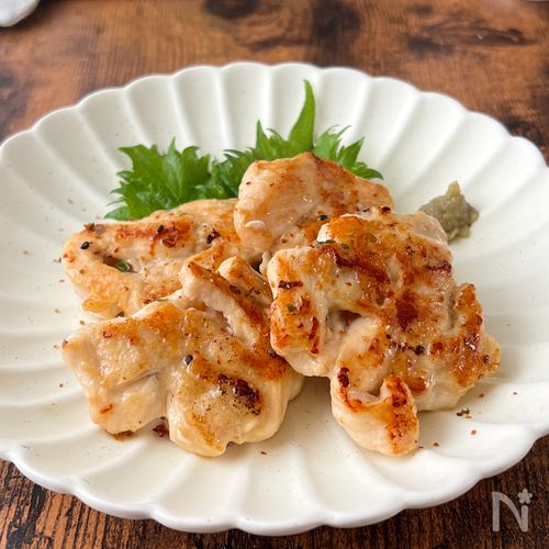 揉んで焼くだけ【鶏むね肉のひとくち焼き】
