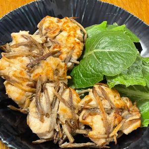 michuの作ってみた!投稿(夫が絶賛♡【鶏むねとごぼうのカリカリ焼き】お弁当にも)