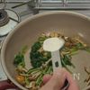 【再現】サイゼリヤの!きのことほうれん草のクリームパスタ♪の工程5