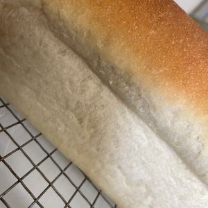 1176831の作ってみた!投稿(おうちで簡単♪パウンド型で作るワンローフ食パン)