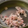 【冷凍作り置き】ごま香る♪コク旨オイスター焼きそばの工程1