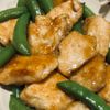 yuu17の作ってみた!投稿(『鶏肉とスナップえんどうのガリバタ炒め』むね肉やわらか♡)