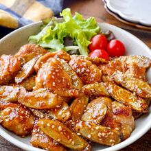 【鶏肉とごぼうの甘辛ごま照り】旬野菜で♪ごぼうの香りたっぷり