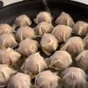 【皮は乗せるだけ！】ワンパン焼き焼売の工程4