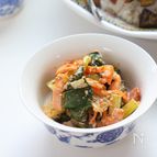 レンジで1分！小松菜とハムの麻辣マヨあえ