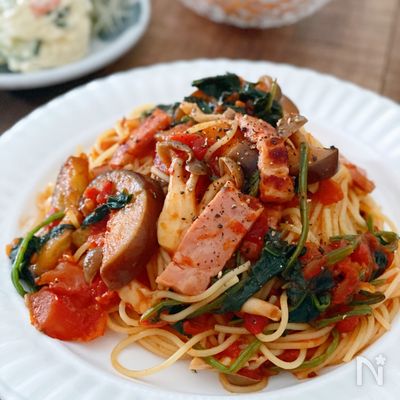 なすとベーコンのトマトスパゲティ