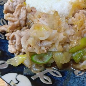 mmm10の作ってみた!投稿(伝説のすた丼（風）【#作り置き#冷凍保存#スタミナ丼】)