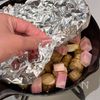 〖お味噌で〗ごぼうとベーコンの塩辛アヒージョの工程1