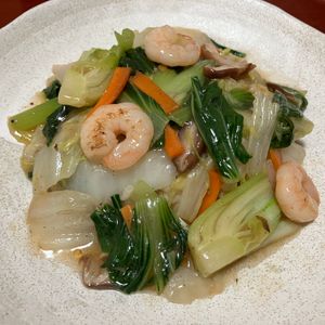 りんごの作ってみた!投稿(行列のできる中華屋さんの🍚野菜たっぷりとろとろ中華炒め🤩)