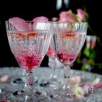 【簡単おもてなし】宝石みたいにキラキラ光る薔薇のゼリー
