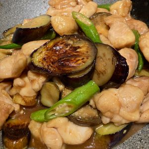 bo-zu3の作ってみた!投稿(【夏野菜でさっぱり満腹】鶏肉となすとオクラの南蛮風いため)