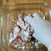 【レンジで一発！鶏じゃがロース】食べ盛り大満足♡︎の工程1