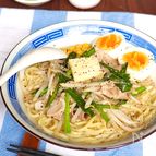 暑い夏でも食べたい♡スタミナたっぷり塩ちゃんこバターラーメン