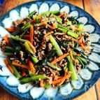 【栄養満点♡ひき肉とひじきの野菜そぼろ】体にいい給食メニュー
