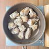 ワンパン10分！【鶏もも肉となすのトマト煮込み】ご飯すすむ♩の工程3