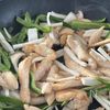 鶏むね肉で♪【青椒肉絲あんかけ焼きそば】の工程3