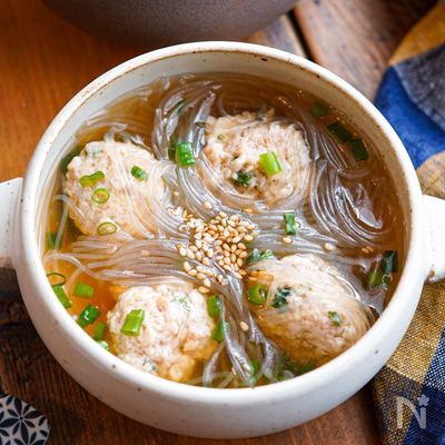 【ネギと鶏だんごの春雨スープ】ネギたっぷり♬︎シンプルスープ