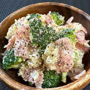 楽ラク手抜キッチン🐶🐾の作ってみた!投稿(ブロッコリーと里芋《にんにくだしマヨサラダ》)