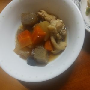 エマの作ってみた!投稿(【鶏と根菜の煮物】ただただ美味しく食べたい。味しみ和食♡)
