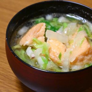 こざかなの作ってみた!投稿(栄養満点！厚揚げと白菜のそぼろスープ)