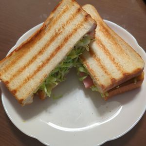 たりおの作ってみた!投稿(サクサク！簡単キャベツトースト)