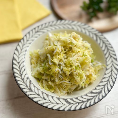 【半玉消費レシピ】春キャベツとしらすのシンプルサラダ