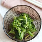 スティックブロッコリーの旨塩レモン蒸し《レンジで簡単♪》