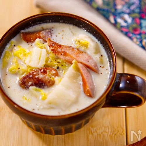 ほっこり♪ウインナーと白菜のミルクチーズスープ