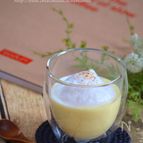 サツマイモと玉ねぎのポタージュ　カプチーノ仕立て