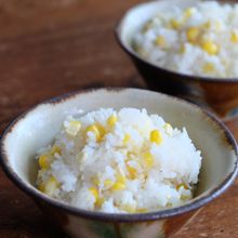 しらすとチーズ入り“とうもろこしごはん”