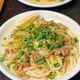 【豚ネギ塩焼きうどん】やみつき必至のひと皿♪
