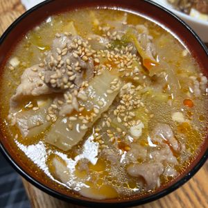 ゆくゆくの作ってみた!投稿(【白菜とひき肉の旨辛麻婆スープ】とろん♡簡単ピリ辛スープ！)
