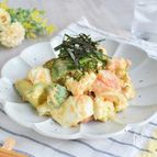 生モッツアレラとアボカドとエビの明太マヨ和え