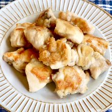 米粉でカリッ！！鶏もも肉のシンプル塩焼き
