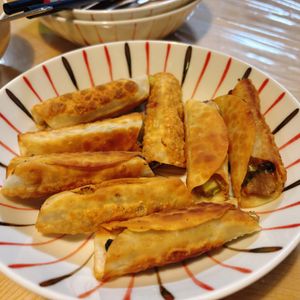 482923の作ってみた!投稿(【カリッと軽いスティック餃子】爆うま♡)