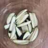 【豚こまナスのごま味噌にんにく炒め】とろじゅわ〜♡食欲そそるの下準備