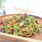 納豆嫌いもよろこぶ！納豆とニラのこんがり醤油焼きそば