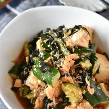 豆腐とわかめの韓国風サラダ