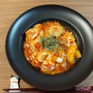 ゆの作ってみた!投稿(【チキンとじゃがいものトマトチーズ煮】15分で絶品おかず!)