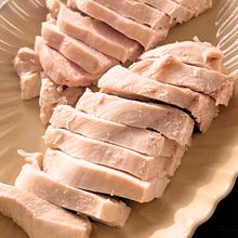 炭酸水でつくるヘルシー鶏ハム