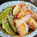 焼きスナップエンドウと新玉ねぎで【春の南蛮漬け】