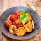 海老とミニトマトのバジル炒め