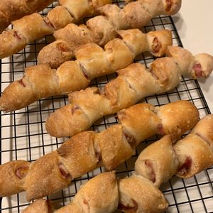 ぐ〜たら子の作ってみた!投稿(じゅわっとベーコン！パン屋さんのベーコンエピ)