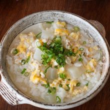 【大根入り親子雑炊】ほっこり優しい味わい。