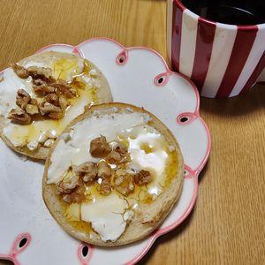 ナムディの作ってみた!投稿(クリームチーズとくるみのオープンサンド)