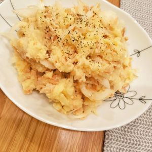 232088の作ってみた!投稿(鮭と玉ねぎのポテトサラダ😋)