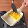 \お弁当にも最適/
【ふんわりたまごとしそ昆布のおにぎらず】の工程1