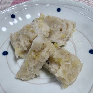 ゆっこの作ってみた!投稿(レンジで簡単♪ノンシュガーバナナ米粉蒸しパン！油なし卵なし)